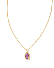 Daphne Framed Short Pendant Necklace in Gold Magenta Kyocera Opal - Kendra Scott