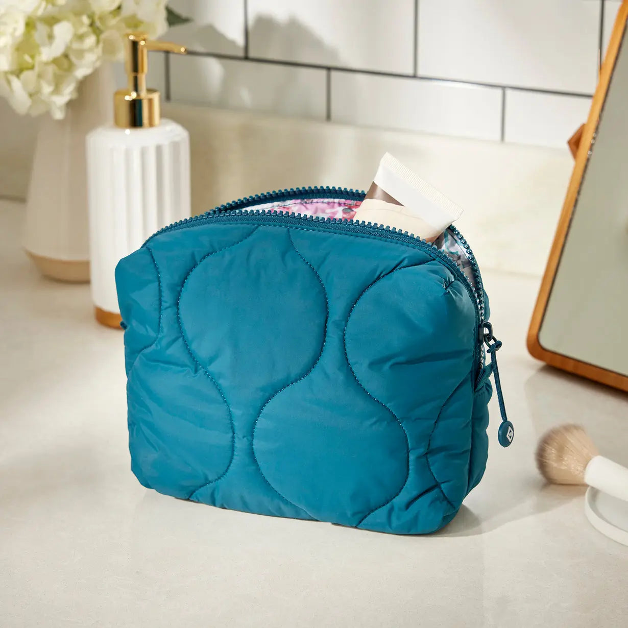 Featherweight Medium Cosmetic Fresh Cut Floral Lavender