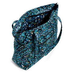 A Vera Tote Bag in their Dreamer Paisley pattern.