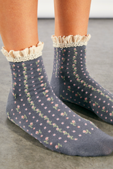 Rosebud Waffle Knit Ankle Sock