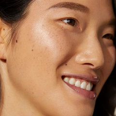 Champagne Cream Highlighter