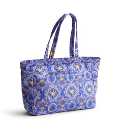 Vera Bradley Hathaway Tote in the pattern Rapunzel Silhouette Medallion.