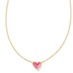 Framed Ari Heart Short Pendant Necklace