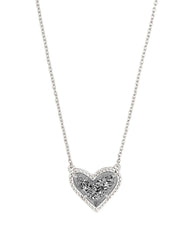 Ari Heart Short Pendant Necklace Front View