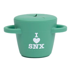 Happy Snacker in the color green that reads, "I <3 SNX" with the Bella Tunno logo below it.