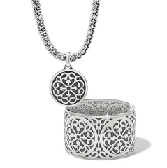 Ferrara Roma Pendant Necklace