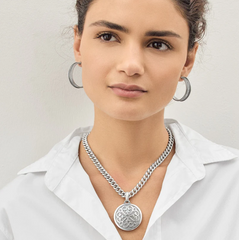 Ferrara Roma Pendant Necklace