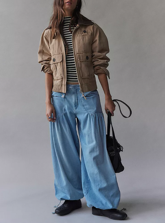 Lotus Jean