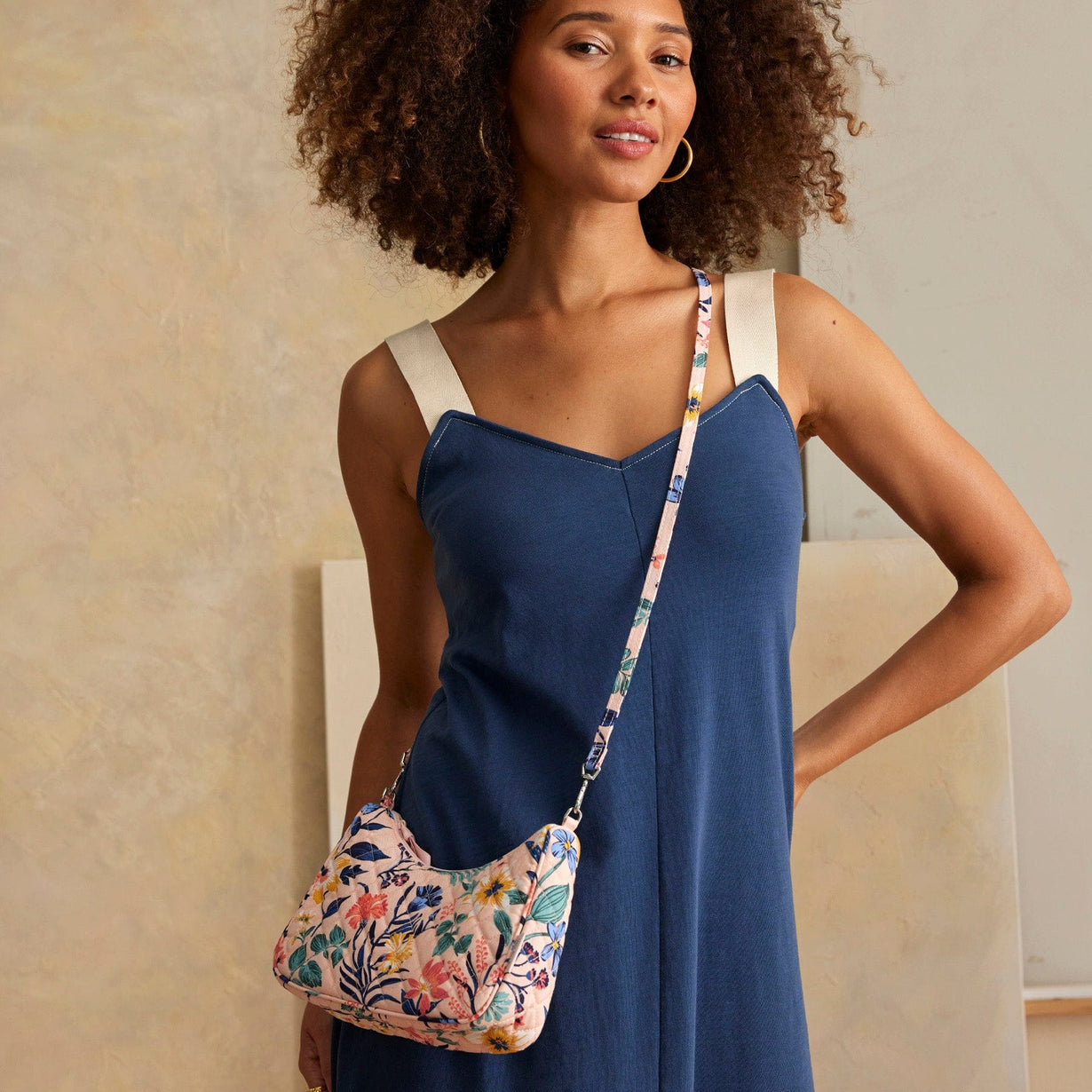 Frannie Mini Crescent Crossbody : Paradise Coral - Vera Bradley - Image 4