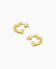 Lou Statement Heart Huggies