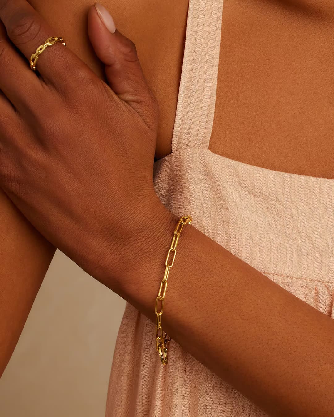 Parker Bracelet Chain link bracelet in 18k Gold Plated from the jewelry brand Gorjana.