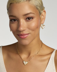 Ari Heart Statement Short Pendant Necklace