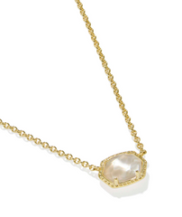 Daphne Frame Short Pendant Necklace