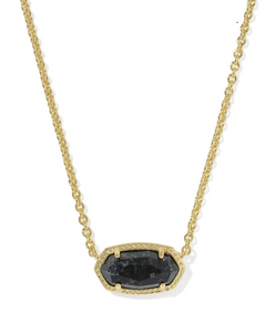 Elisa Boo Short Pendant Necklace