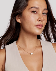 Elisa Bezel Short Pendant Necklace