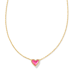 KENDRA SCOTT FRAMED ARI HEART SHORT PENDANT NECKLACE GOLD AZALEA ILLUSION.