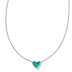 KENDRA SCOTT FRAMED ARI HEART SHORT PENDANT NECKLACE SILVER MOOD STONE.