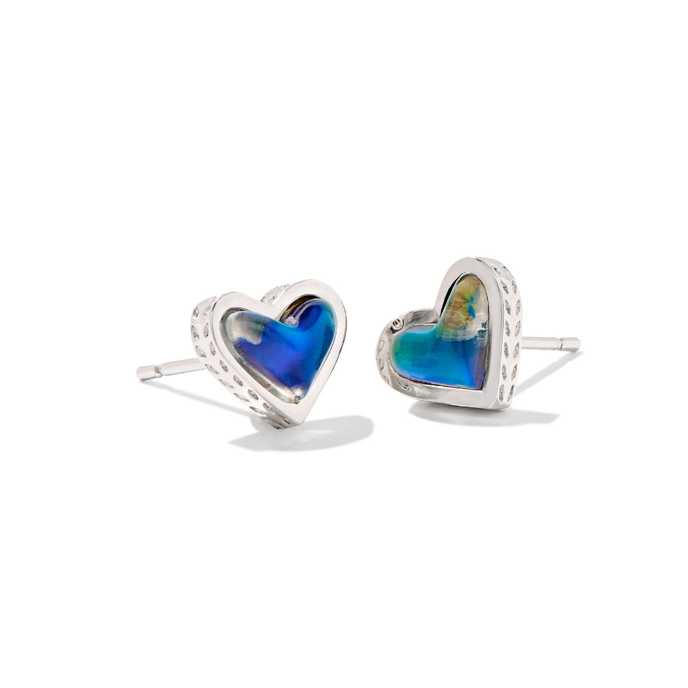 Framed Ari Heart Stud Earrings