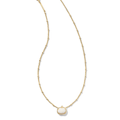 Kendra Scott Pumpkin Short Pendant Necklace in gold natural Mother of Pearl.