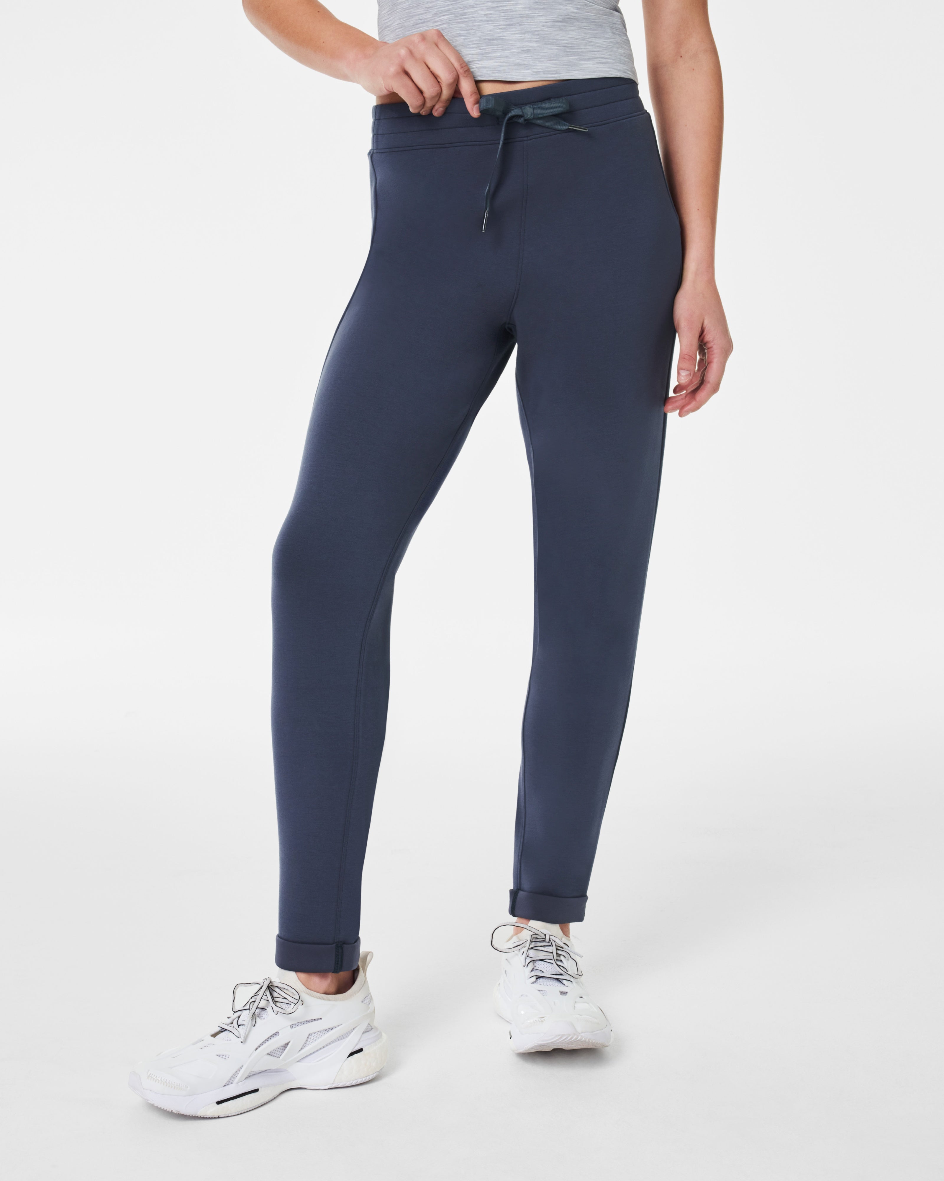 Spanx Airessentials Tapered Pant | Dark Storm