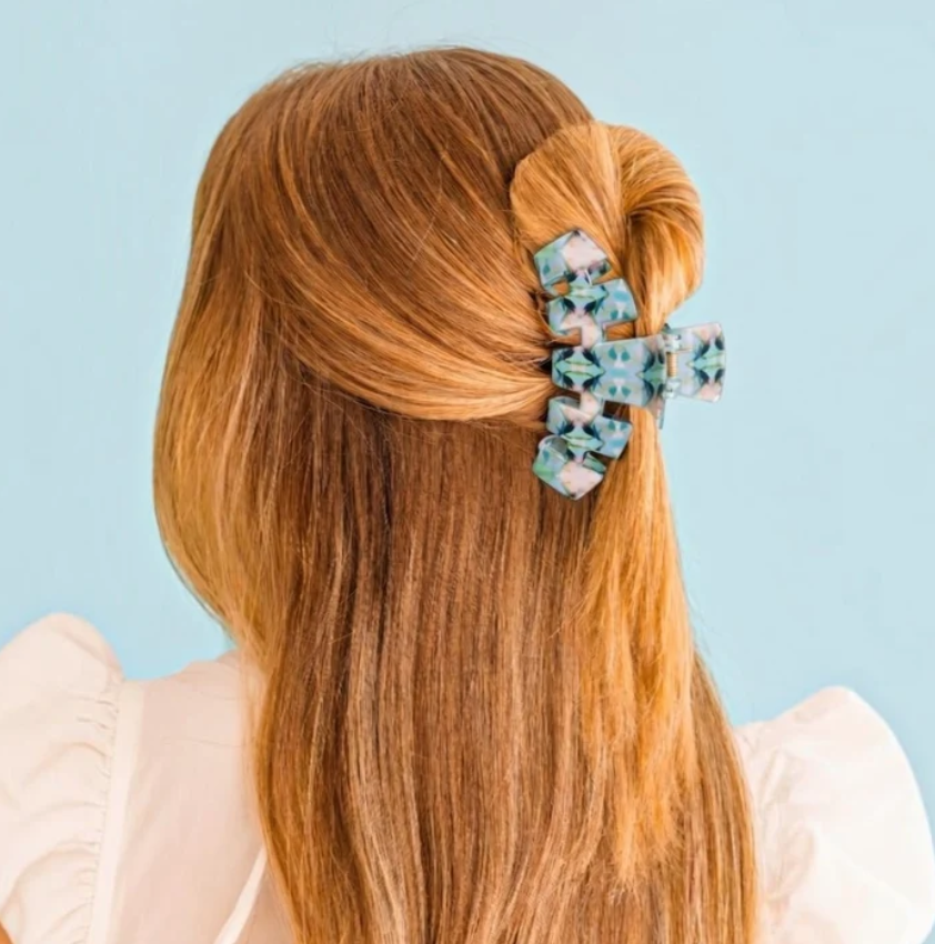 Classic Medium Claw Clip-Island House