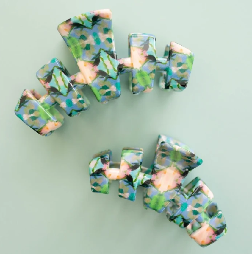 Classic Medium Claw Clip-Island House