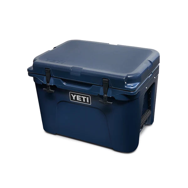 Tundra 35 Hard Cooler - Color Navy - YETI - Image 4