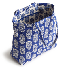 An original tote bag from Vera Bradley designed out of cotton gabardine. Shown in the pattern, Iconic Paisley Deep Ultramarine.