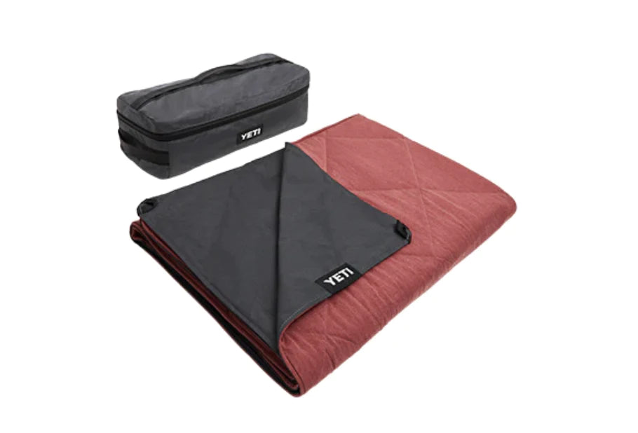 YETI Lowlands Blanket - Fireside Red