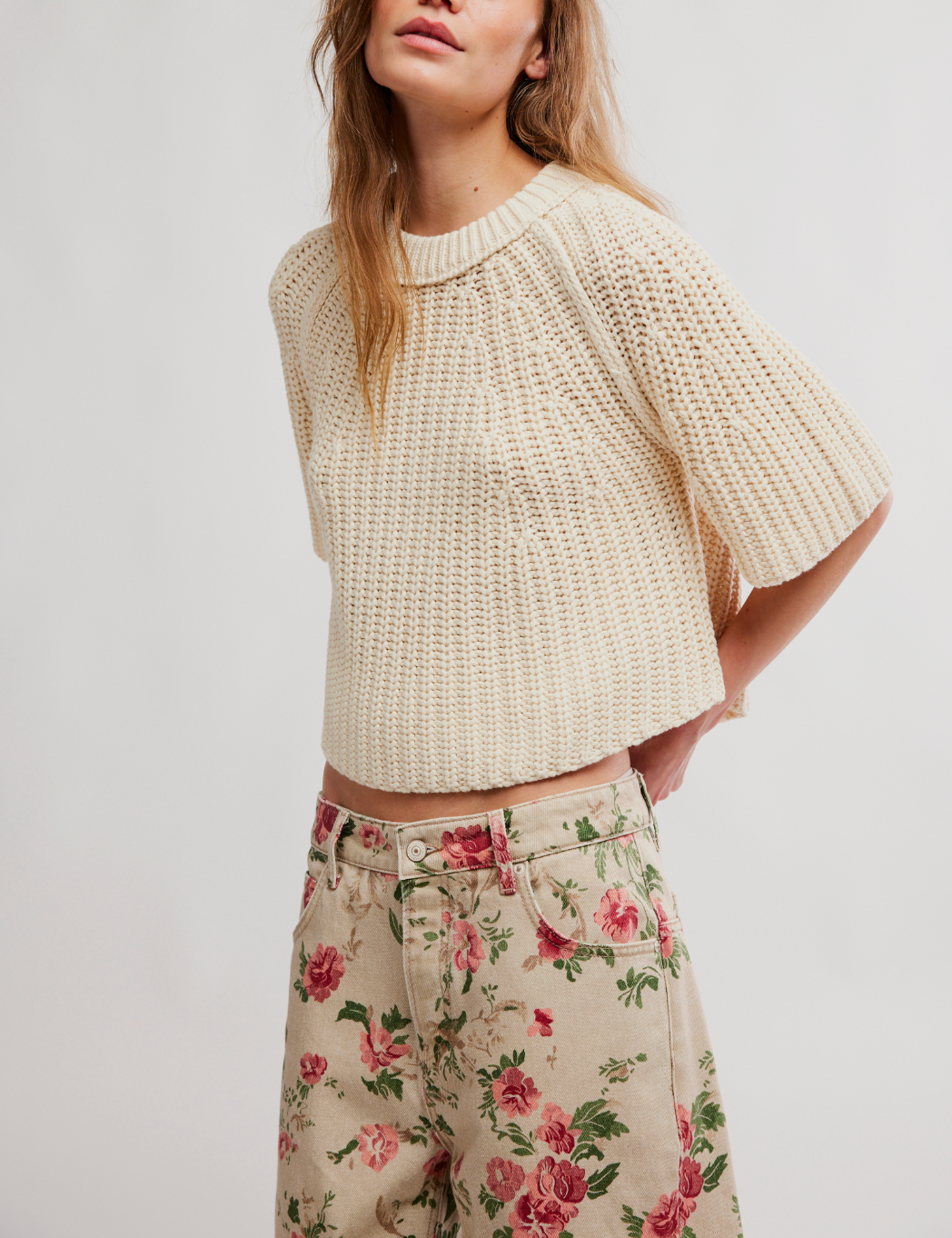 Amy Sweater Tee