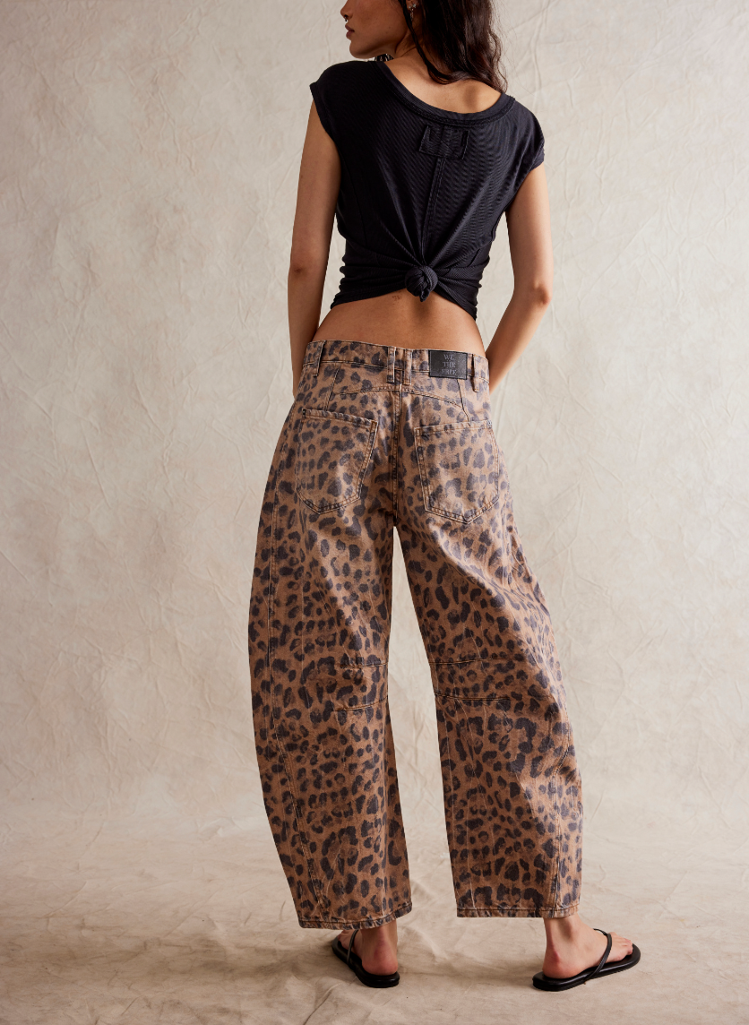 Free People brand barrel brown women's pants.