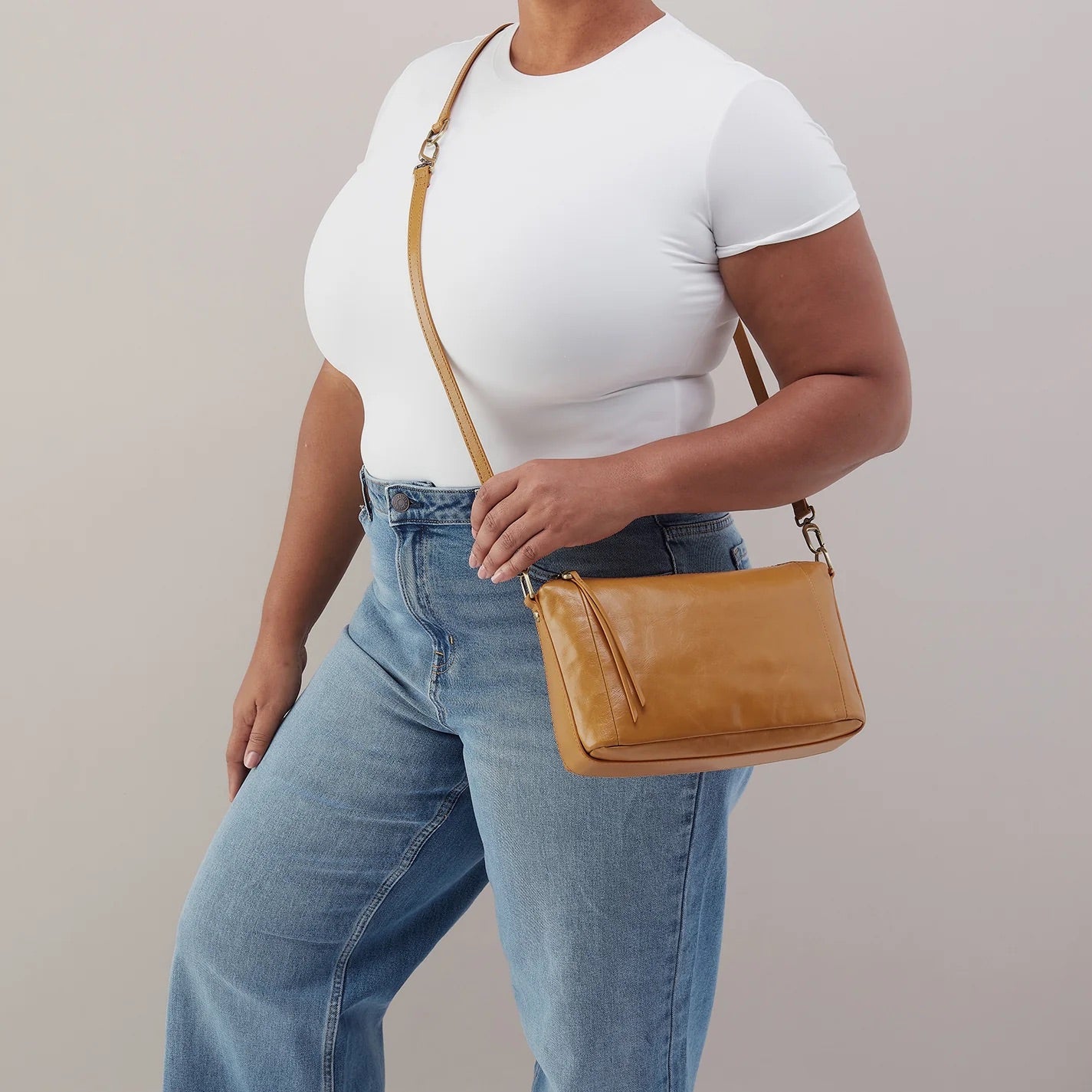 Darcy Carry-All Crossbody