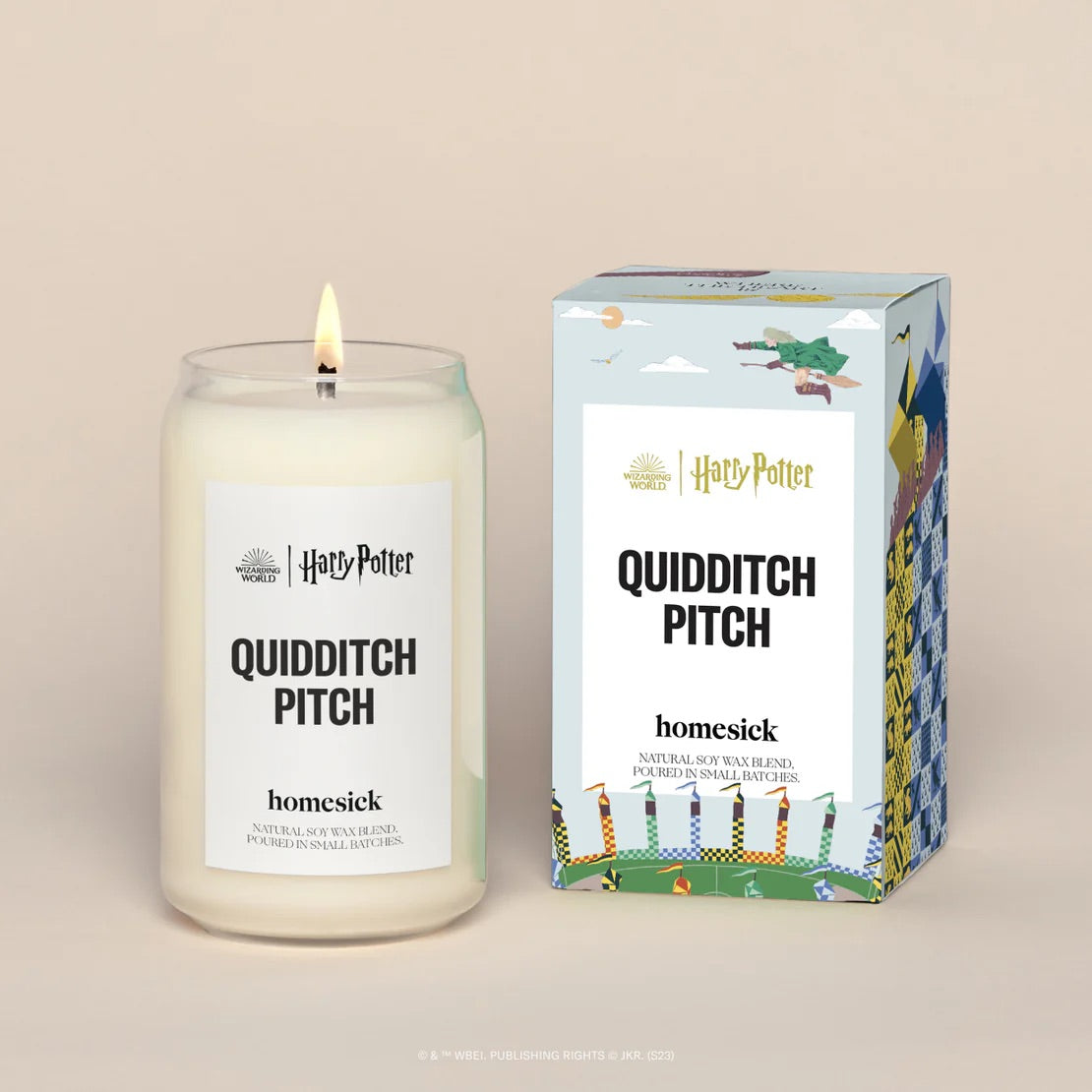 Quidditch Pitch Candle