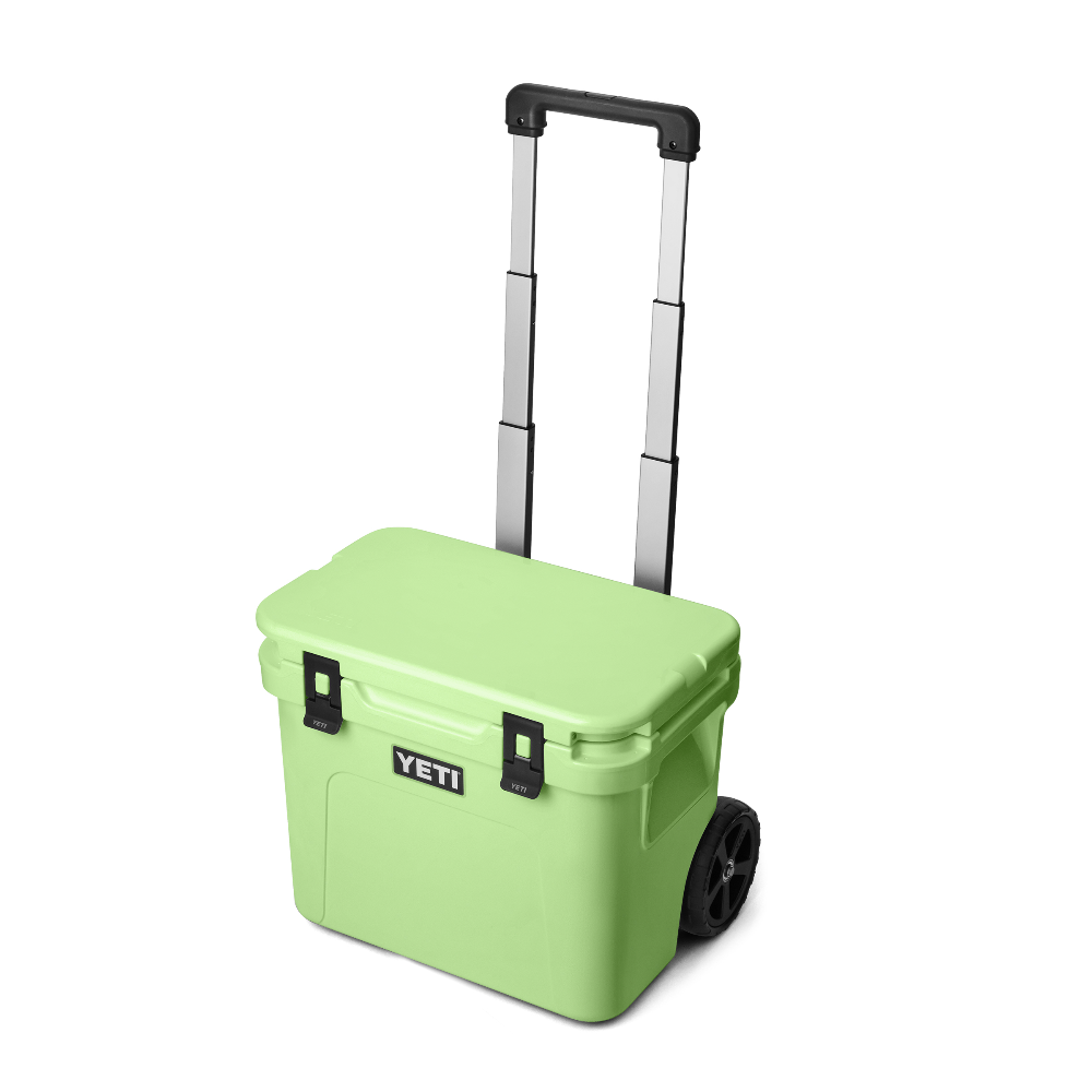 Roadie 32 Wheeled Cooler