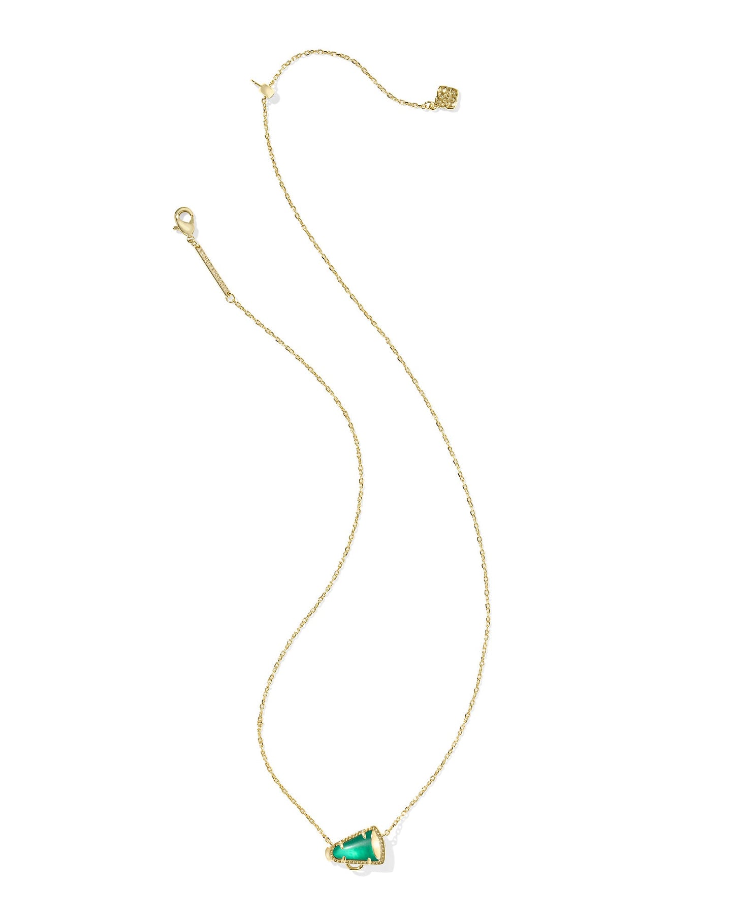 Cheer Short Pendant Necklace
