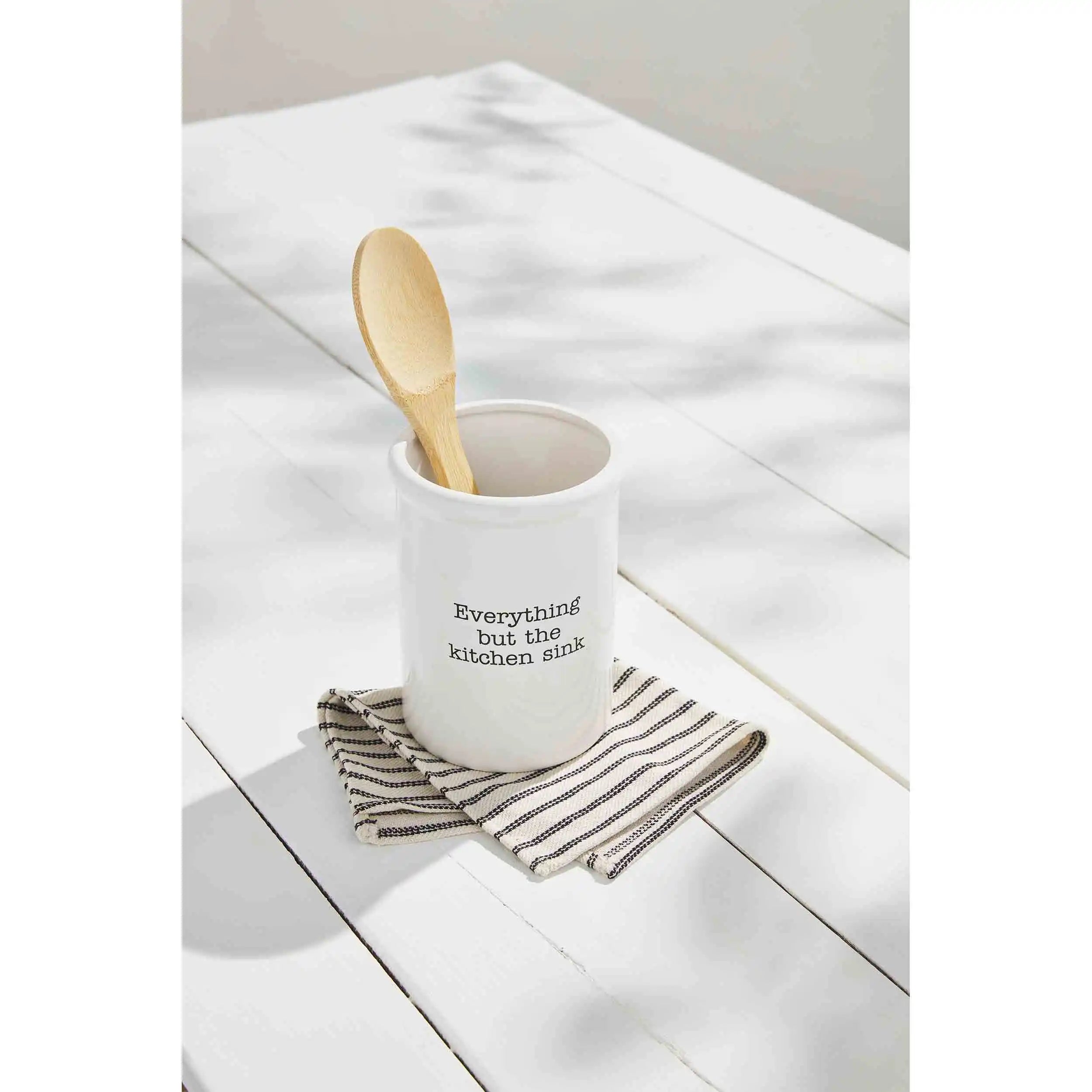 Mud Pie Utensil Holder & Towel Set.