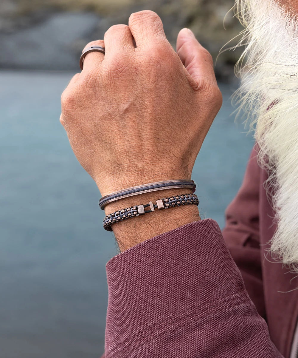 Pig & Hen catena venetian 7mm slate gray bronze bracelet styled on wrist (Slate Gray | Bronze)