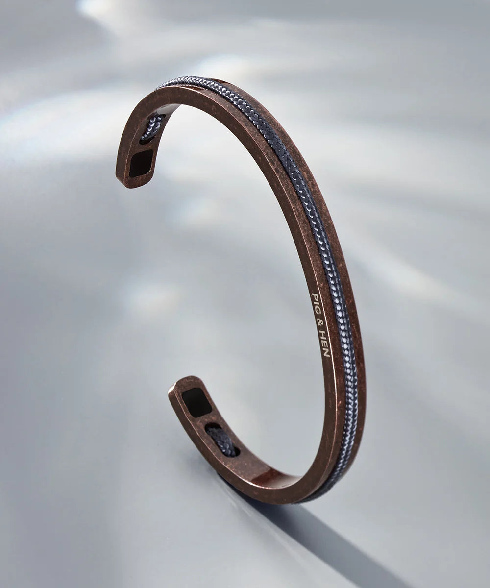 Pig & Hen navarch 6mm slate gray bronze bracelet detail (Slate Gray | Bronze)