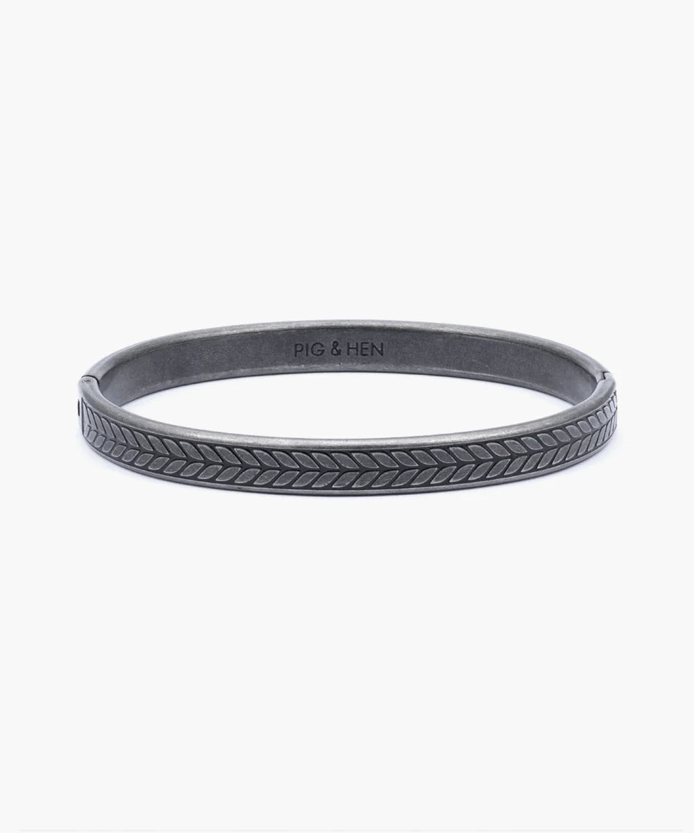 Pig & Hen Navarch 9mm Chevron Vintage bracelet product view (Chevron | Vintage)