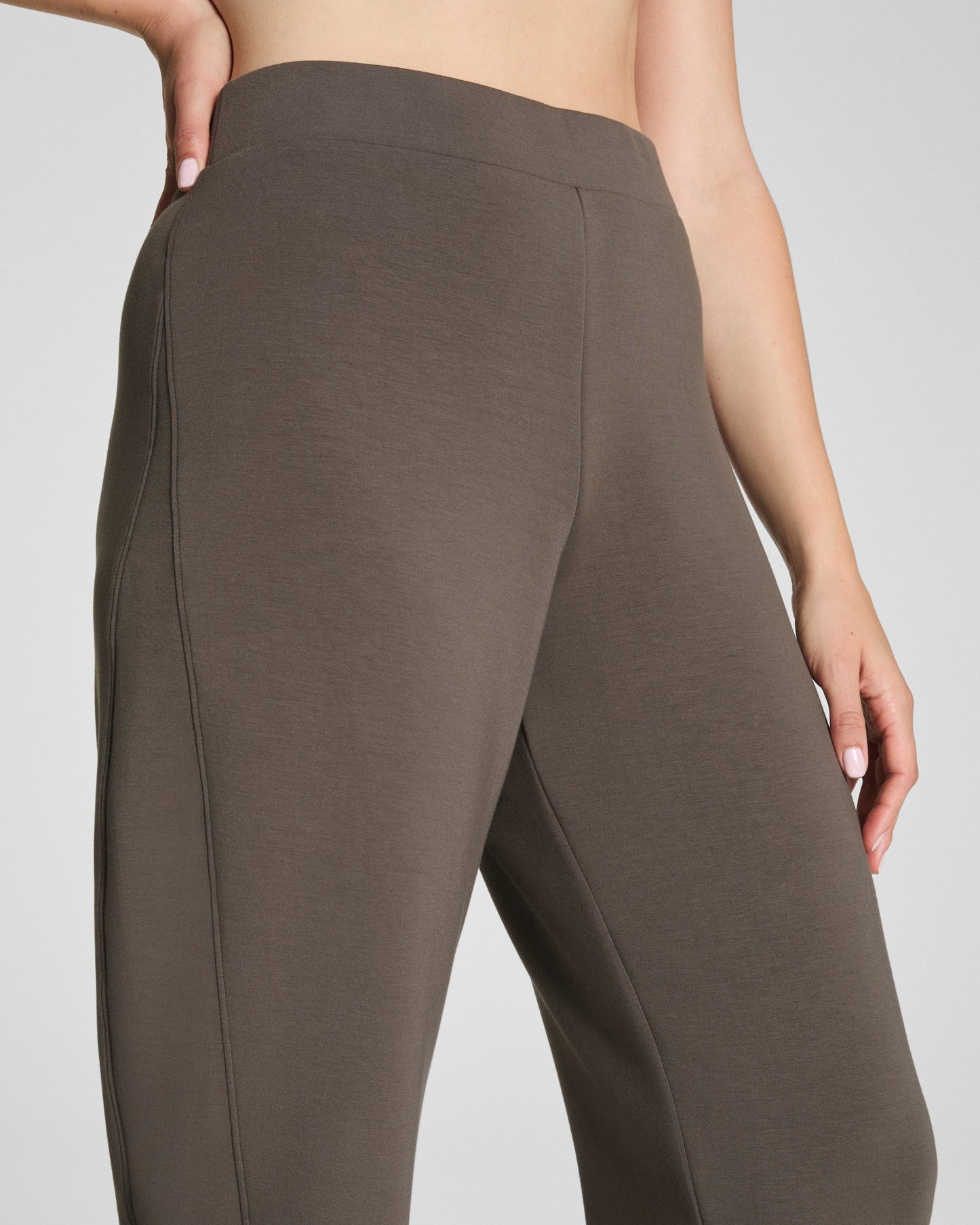 Airessentials Barrel Leg Pant