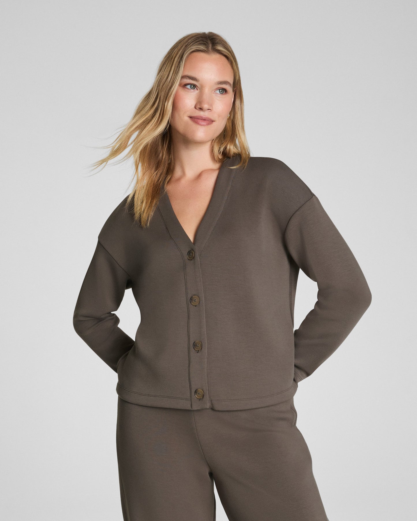 Airessentials Cardigan