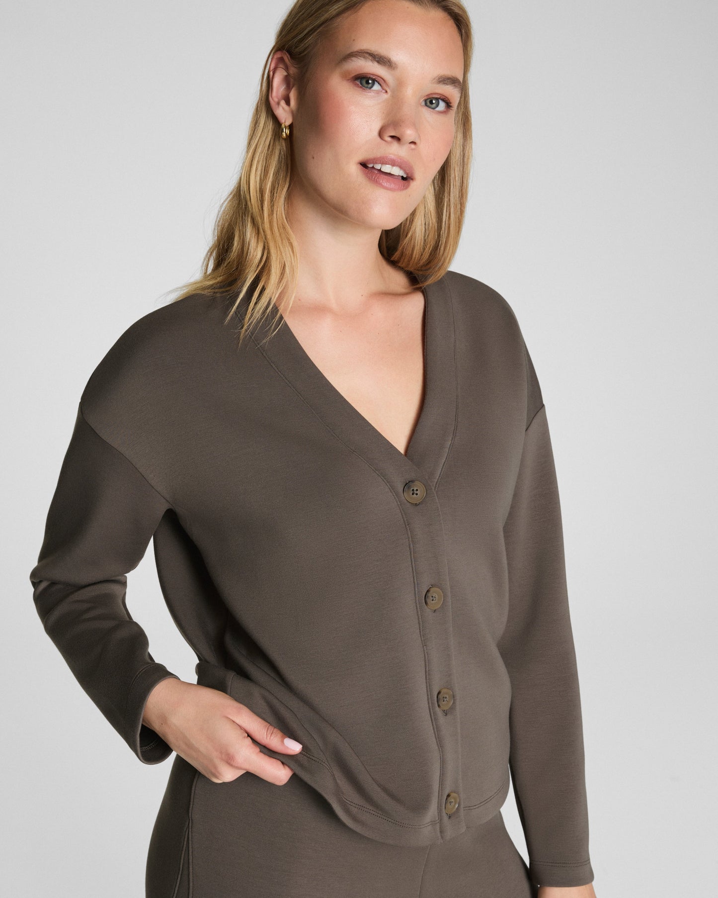 Airessentials Cardigan