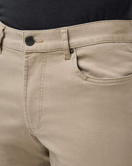 Legacy Featherweight