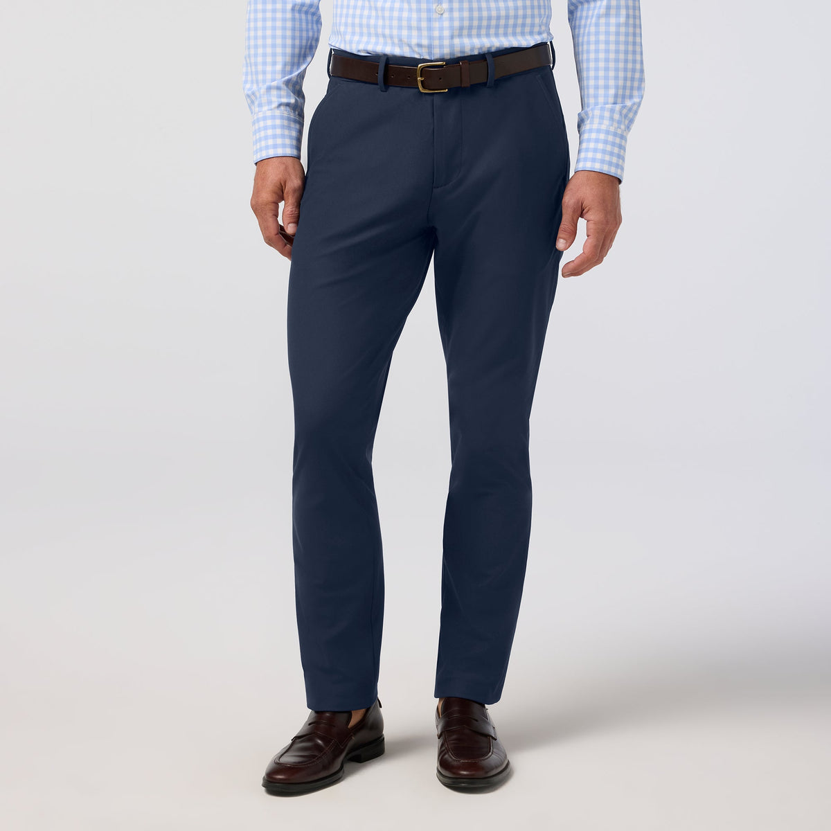 Mizzen+Main Upton Chino Pant in Navy - front view (Navy)