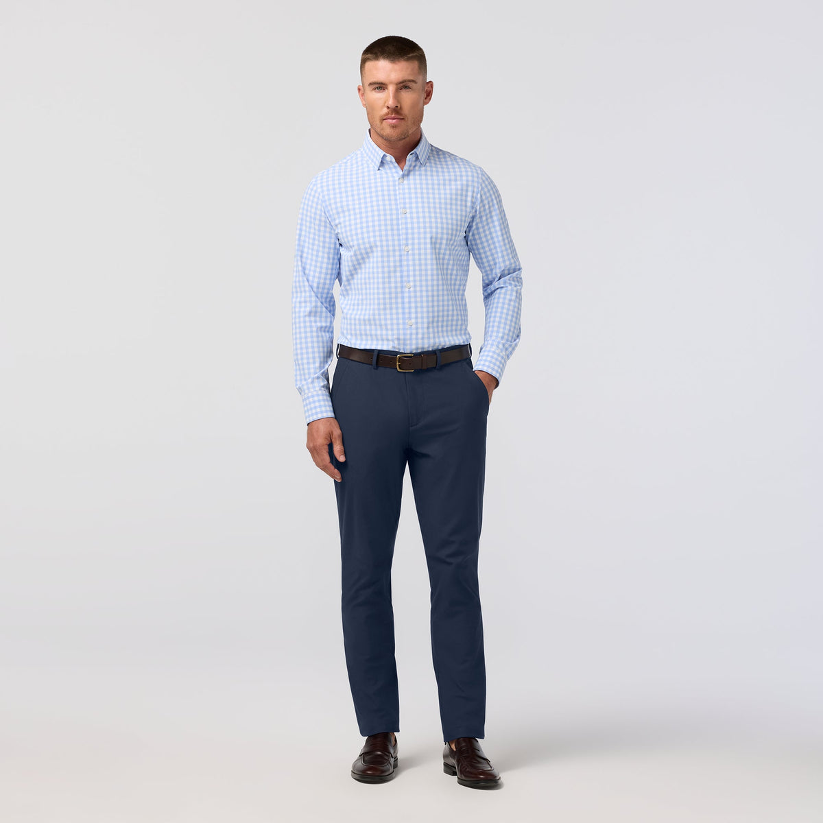 Mizzen+Main Upton Chino Pant in Navy - full-length styled view (Navy)