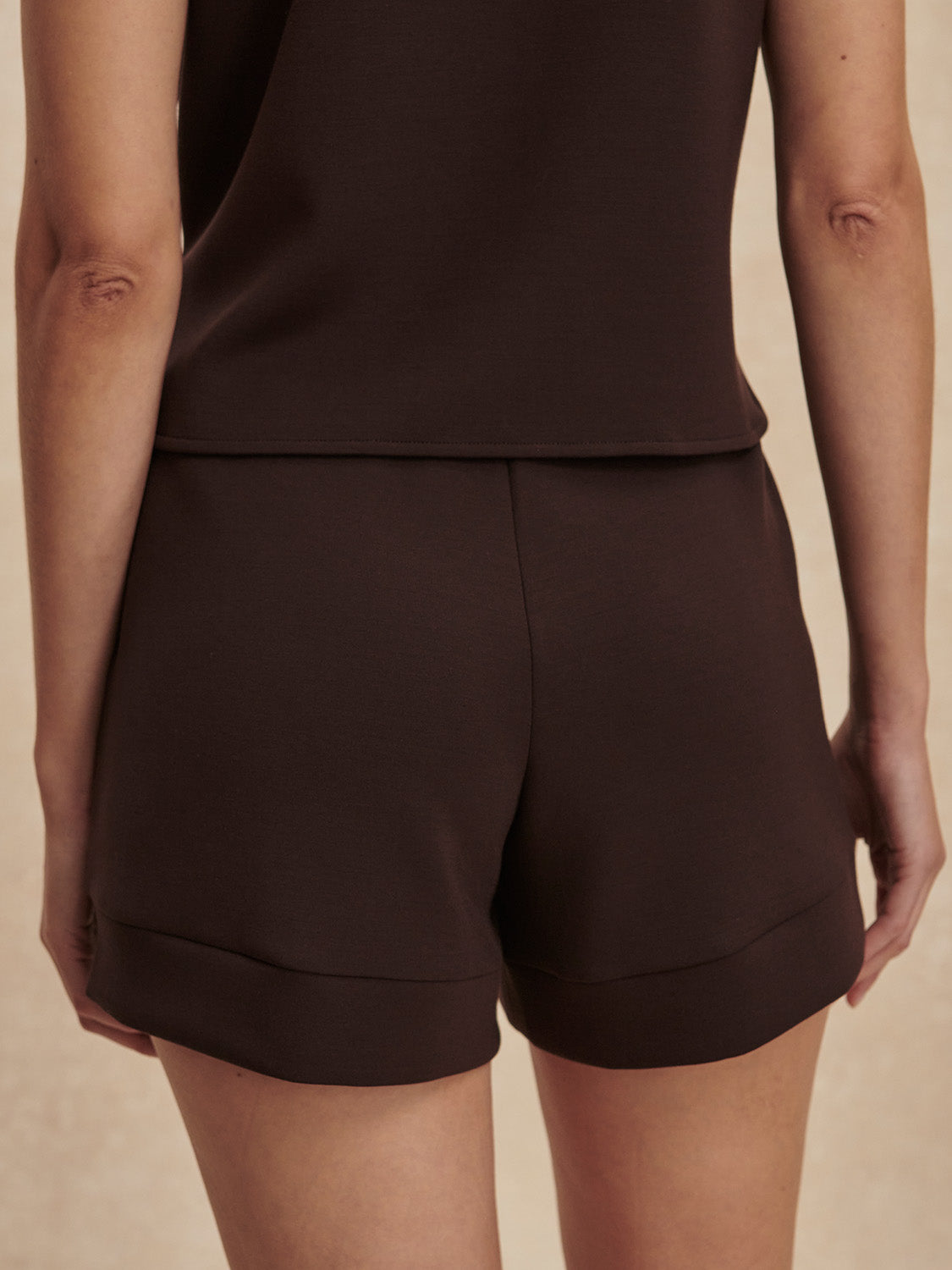 Atrium High Rise Short 4.5