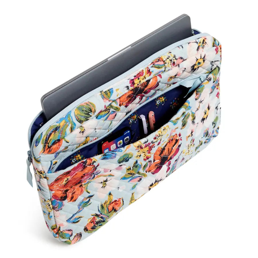 Vera Bradly Laptop Organizer Sea Air Floral, top view.