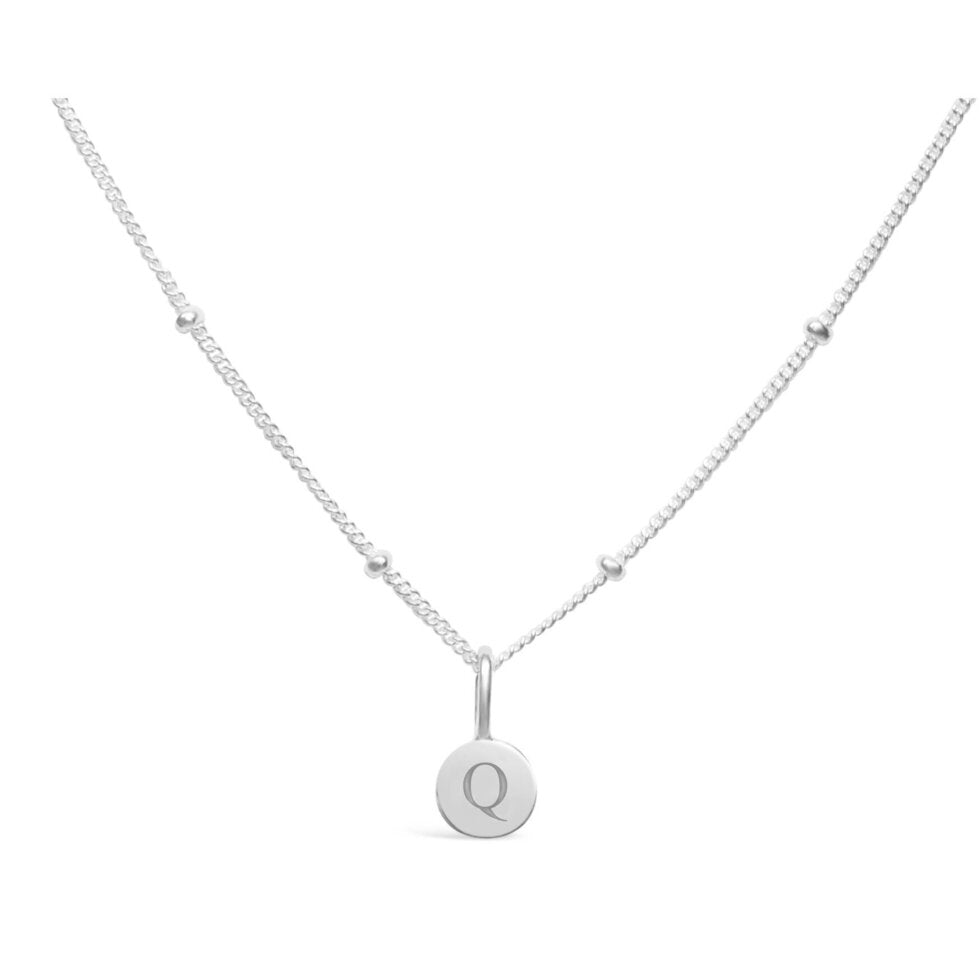 Stia Mini Disk Letter Necklace - "Q" Silver