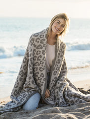 model image of Barefoot dreams Cozy Chic Barefoot In The Wild Throw in Linen