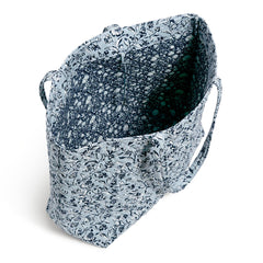 Vera Bradley® - Inside the main pouch of the grant tote bag - Perennials Gray